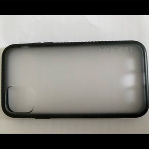 Incipio Hard Black Ribbed Rimmed Translucent iPhone 11 Case